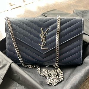 Yves Saint Laurent Monogramme Large Grain de Poudre Wallet on Chain